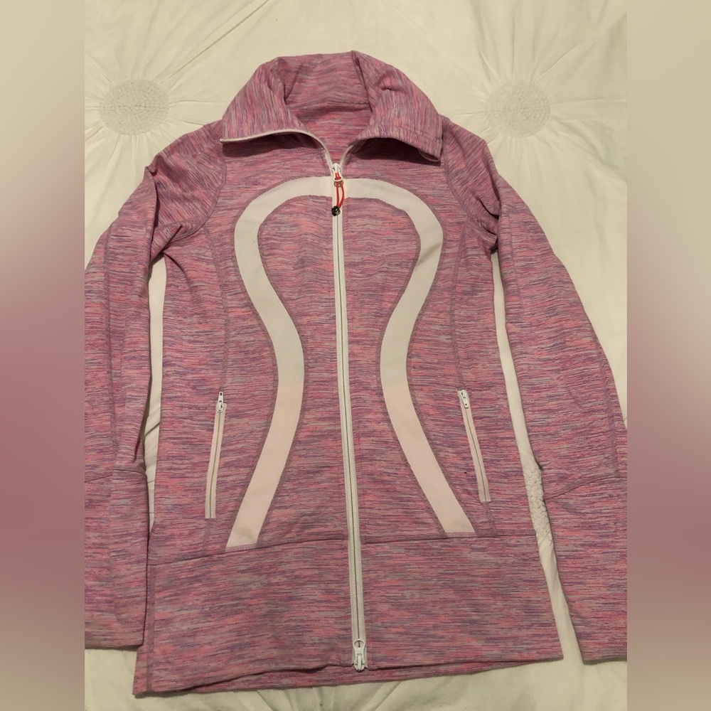 Lululemon define jacket size 4 in great condition